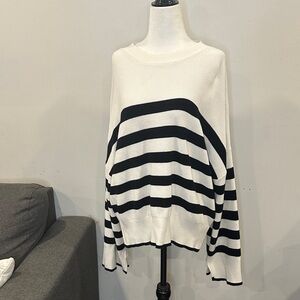 Dynamite Black‎ and White Striped Sweater